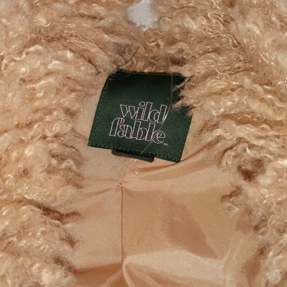 Wild Fable Faux Fur coat medium - Picture 5 of 8
